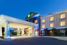 Photograph of Holiday Inn Express, Dillsboro