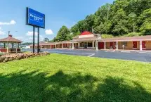 Photograph of Rodeway Inn,