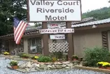 Photograph of Valley Court Riverside Motel, Chimney Rock