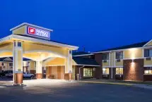 Photograph of Fargo Inn   Suites, Fargo
