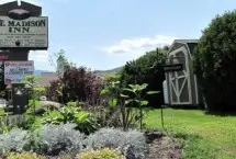 Photograph of Mt Madison Inn And Suites, Gorham