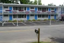 Photograph of Weirs Beach Motel and Cottages, Laconia