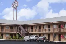 Photograph of Knights Inn, South Amboy