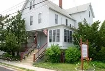 Photograph of Sealark B&B, Avalon