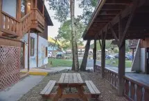 Photograph of Alpine Lodge And Suites, Red River