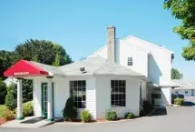 Photograph of Econo Lodge, Rensselar
