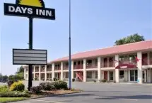 Photograph of Days Inn,