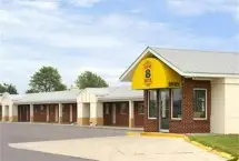 Photograph of Super 8, Wauseon