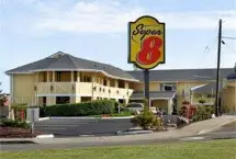 Photograph of Super 8, Coos Bay
