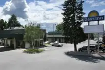 Photograph of Milwaukie Inn, Milwaukie