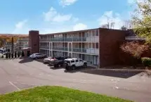Photograph of Ramada New Hope,