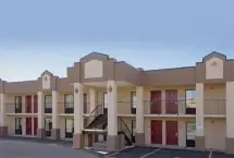 Photograph of Rodeway Inn, Brownsville