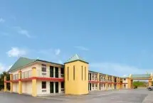 Photograph of Econo Lodge, 
