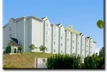 Photograph of Microtel, Pigeon Forge