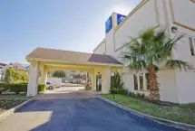 Photograph of Best Value Inn, Smithville