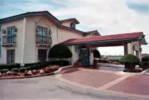 Photograph of LQ Inn Dallas D / Fw Airport West (Euless), 