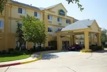 Photograph of LQ Inn And Suites ( Northwest ),