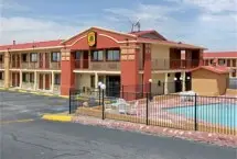 Photograph of Super 8, El Paso