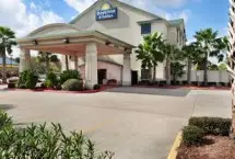 Photograph of La Quinta Inn & Suites,