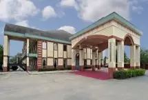 Photograph of Americas Best Value Inn, New Boston