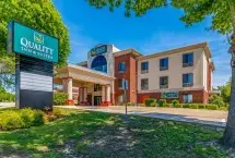 Photograph of Quality Inn, Lampasas