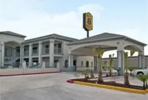 Photograph of Super 8, San Benito