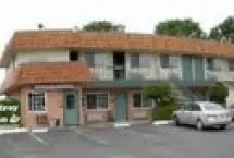 Photograph of Gilroy Inn, Gilroy
