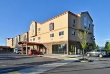 Photograph of LQ Inn Everett, Lynnwood