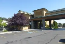 Photograph of Red Roof Inn,