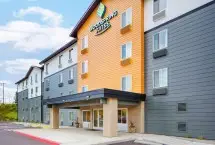 Photograph of WoodSpring Suites Seattle Ever, Everett