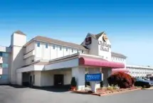 Photograph of Triple Seven, Tukwila