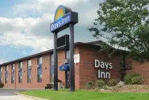 Photograph of Days Inn,