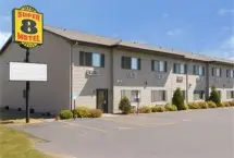 Photograph of Super 8, New Richmond