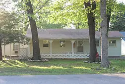 Photograph of Bayside Retreat Cabin, Mountain Home