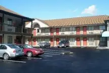 Photograph of Econo Lodge Norwalk,