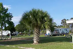 Photograph of Crystal Lake RV Park, Mims