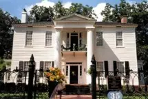 Photograph of Wisteria Hall Bed & Breakfast, Washington
