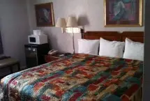 Photograph of Americas Best Inn, Glen Ellyn