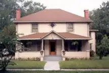 Photograph of Lake Morton Bed and Breakfast, Lakeland
