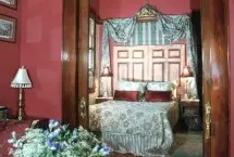 Photograph of Royal Barracks Guest House, New Orleans