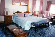 Photograph of Marthas Vineyard Resort, Oak Bluffs