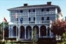 Photograph of The Agincourt Inn, Middletown