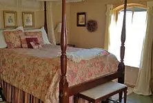 Photograph of Strawberry Farm B&B, Muscatine