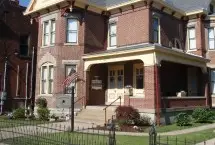 Photograph of Seldon Renaker Inn, Cynthiana