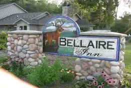 Photograph of Bellaire Inn, Bellaire