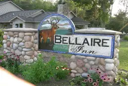 Photograph of Bellaire Inn, Bellaire