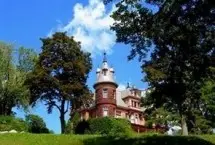 Photograph of The Henderson Castle Bed & Breakfast,
