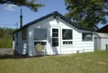 Photograph of Kangaroo Cottage, Lake Linden
