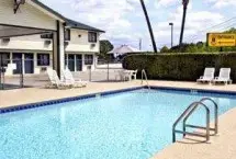 Photograph of Super 8, Panama City