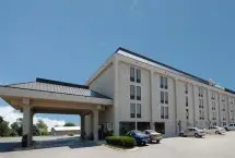 Photograph of New Victorian Inn And Suites, Omaha